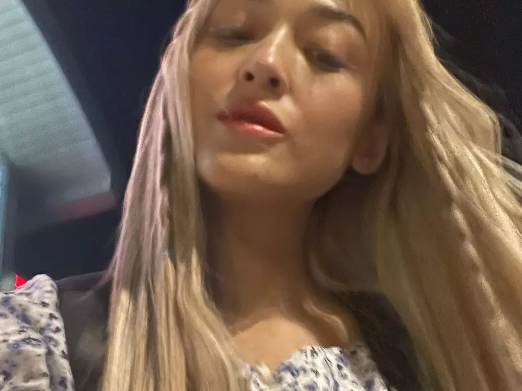 View AlinaWinston Fuck Vids and Pics