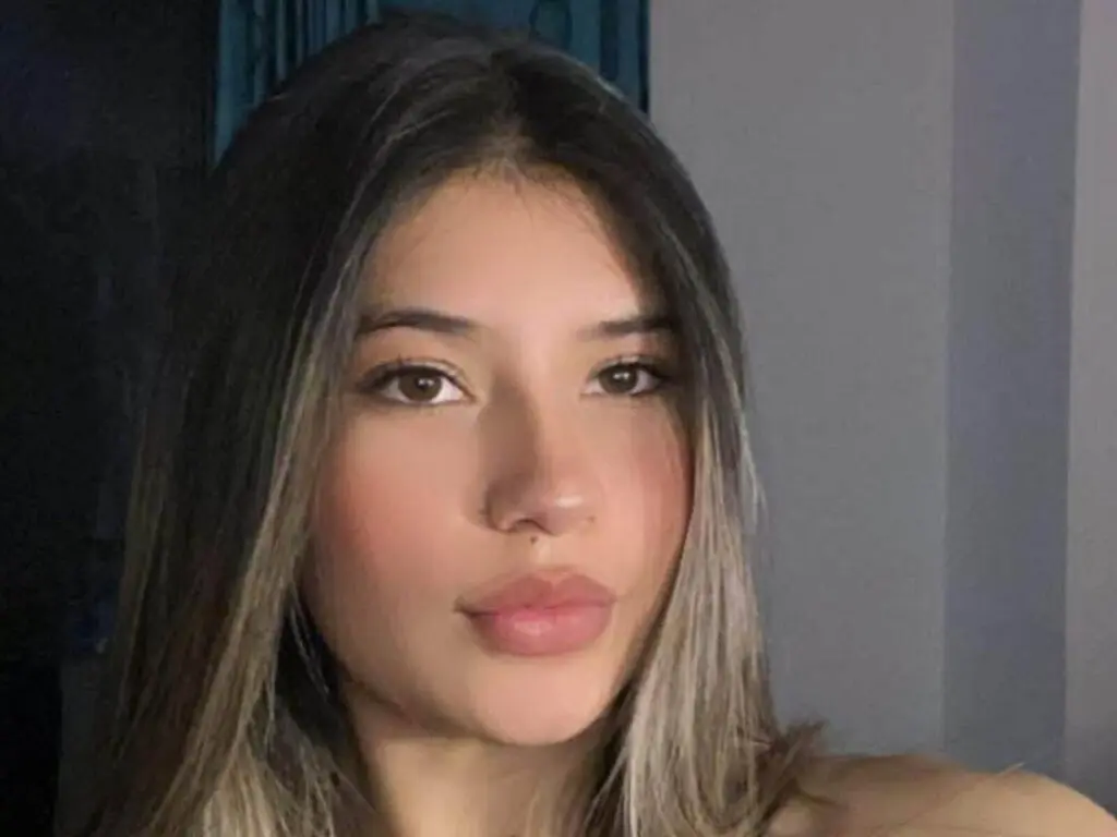 View AmberZamy Fuck Vids and Pics