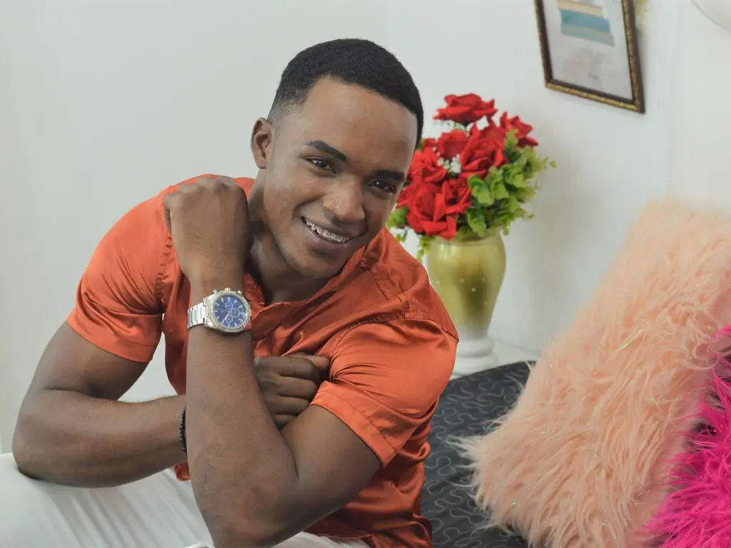 View AndrewMontero Fuck Vids and Pics