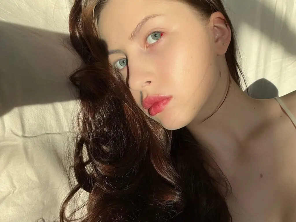 View BellaWils Fuck Vids and Pics