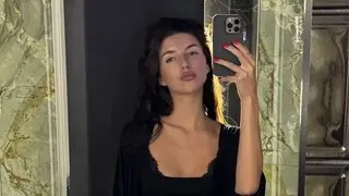 View CassandraChamp Fuck Vids and Pics