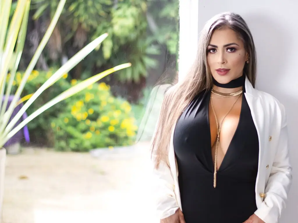 View DanielleAlvarez Fuck Vids and Pics