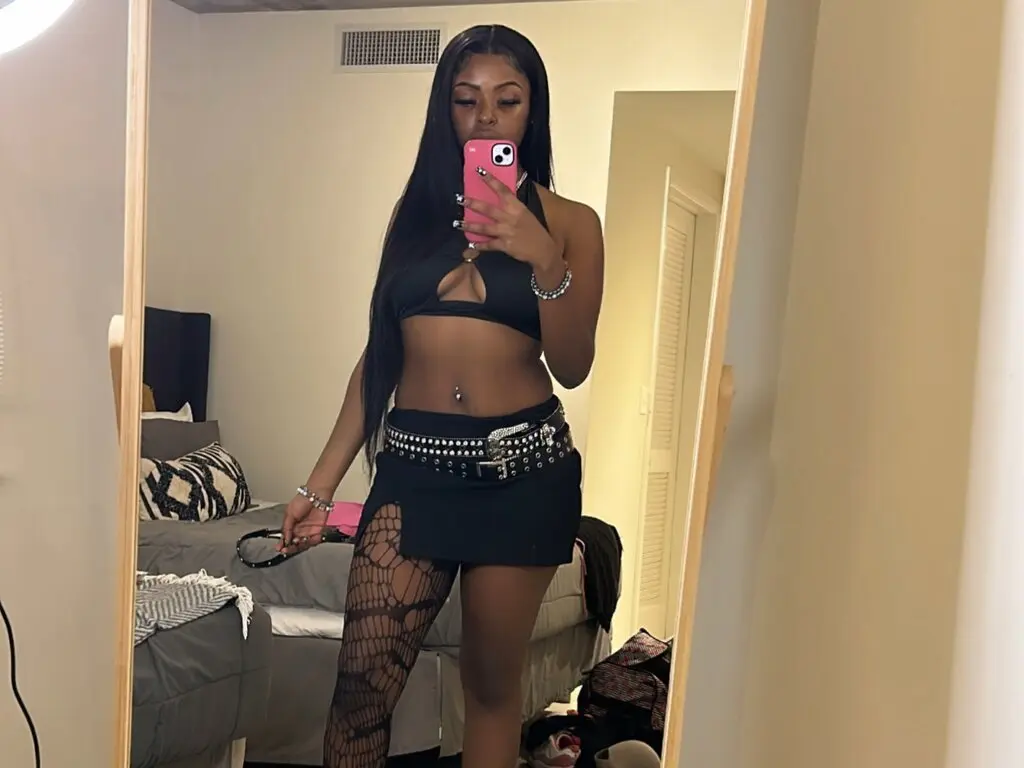 View GeminiBaby Fuck Vids and Pics