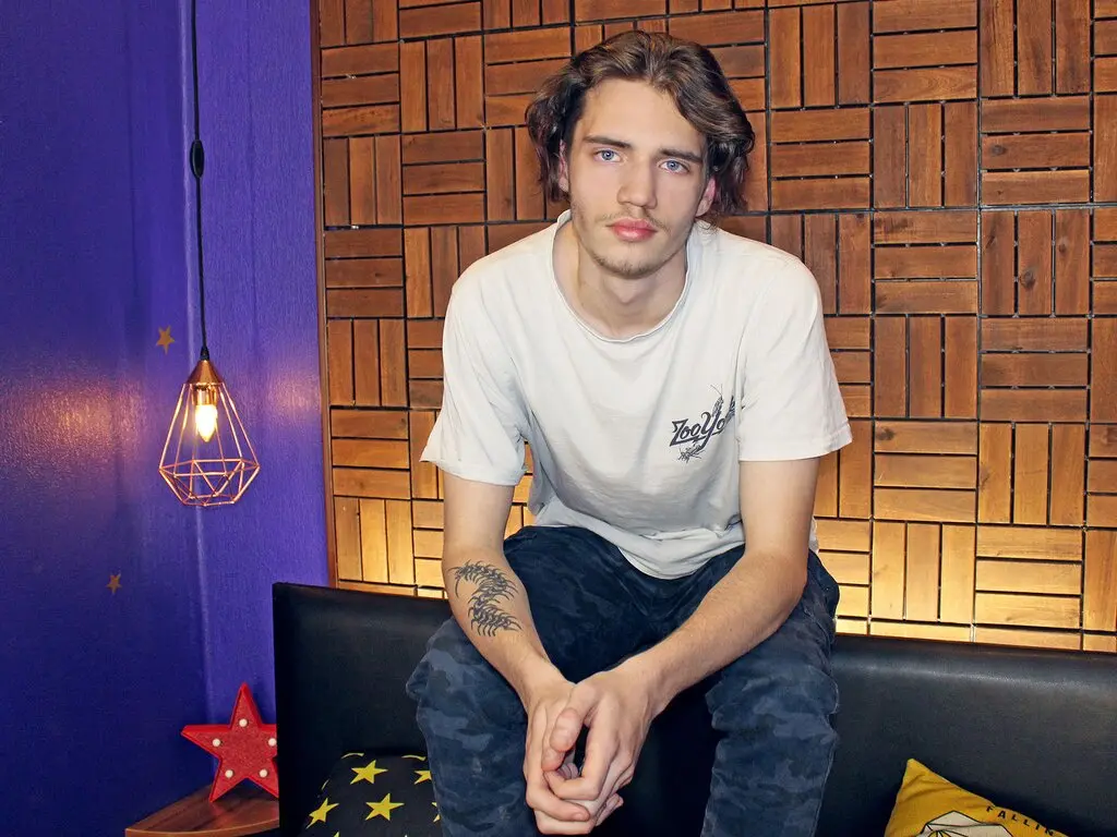 View IanCornes Fuck Vids and Pics