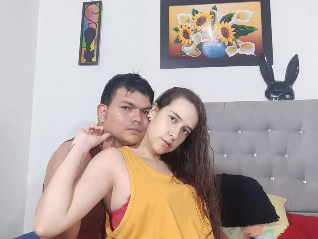 View JorgeAndVicky Fuck Vids and Pics