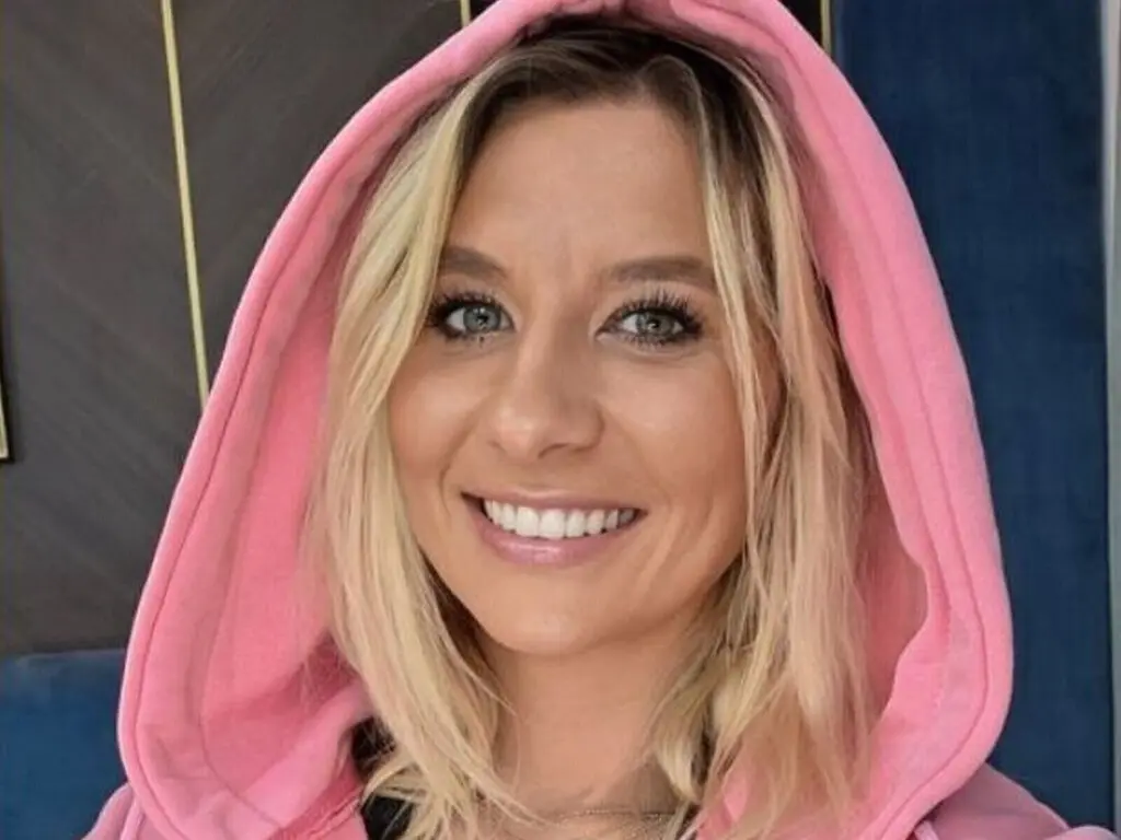 View KaylinJan Fuck Vids and Pics