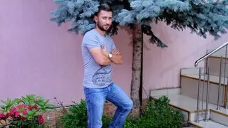 View LukeJones Fuck Vids and Pics