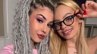 View LunaAndSarah Fuck Vids and Pics