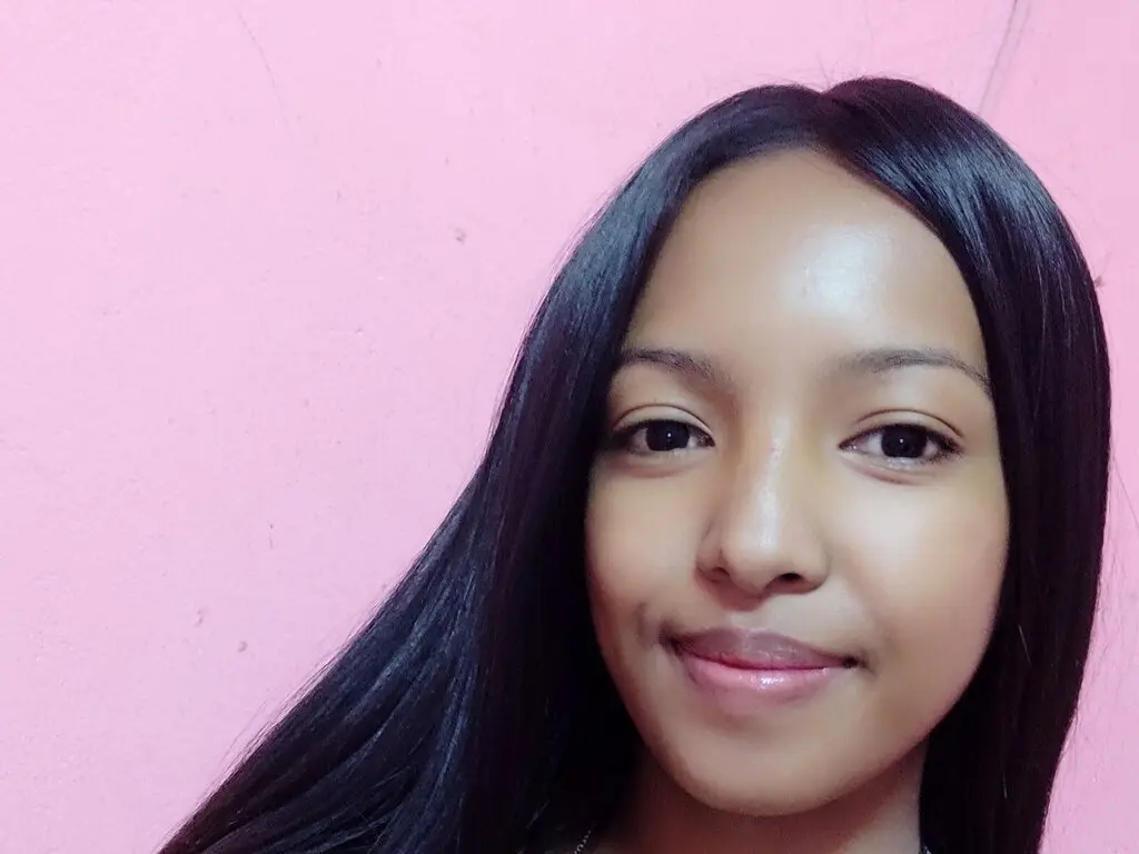 View MialyAddams Fuck Vids and Pics