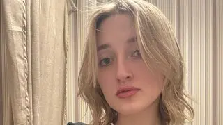 View MikkiBartl Fuck Vids and Pics