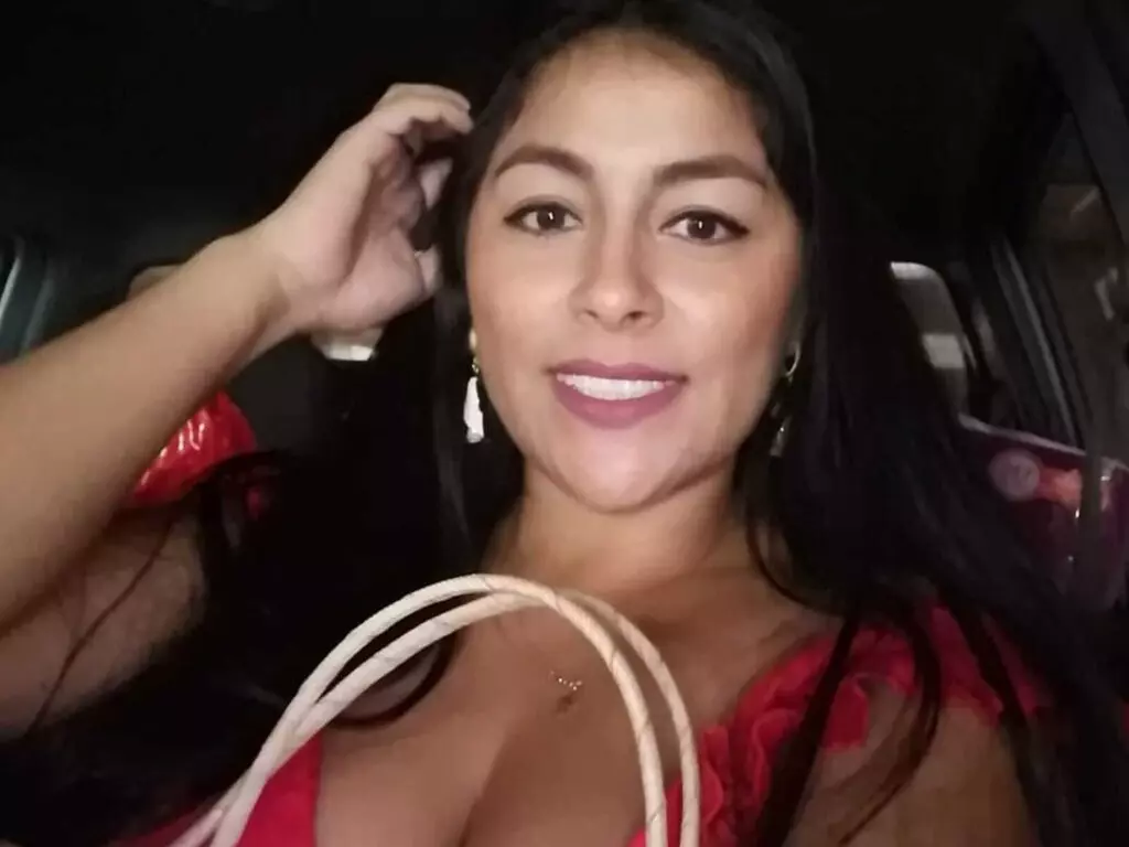 View MillyLara Fuck Vids and Pics