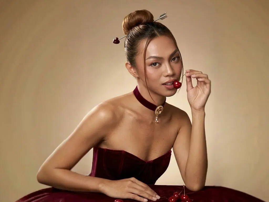 View NiyenSilvano Fuck Vids and Pics