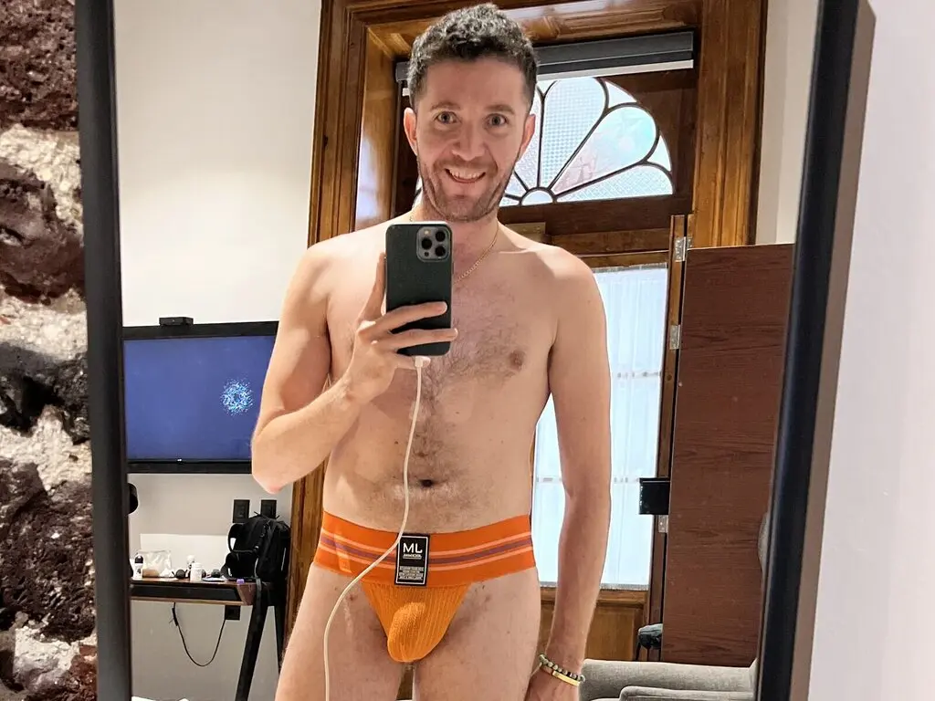 View PupStud Fuck Vids and Pics