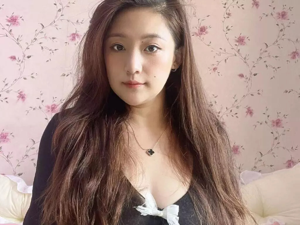 View QiqiJohn Fuck Vids and Pics