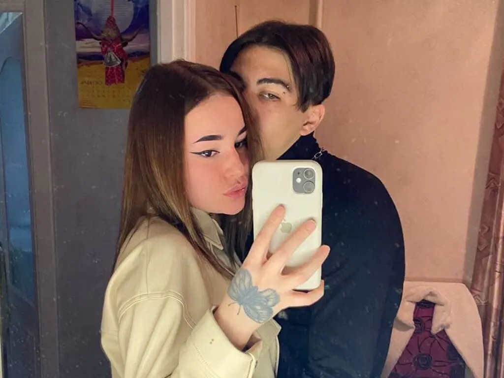 View RubyandCharlie Fuck Vids and Pics