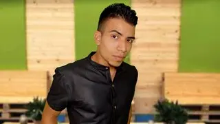 View SEXYLATINBOY94 Fuck Vids and Pics