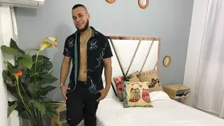 View SeanWatson Fuck Vids and Pics