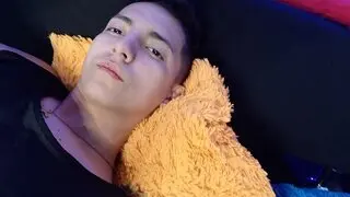 View SebasDergan Fuck Vids and Pics
